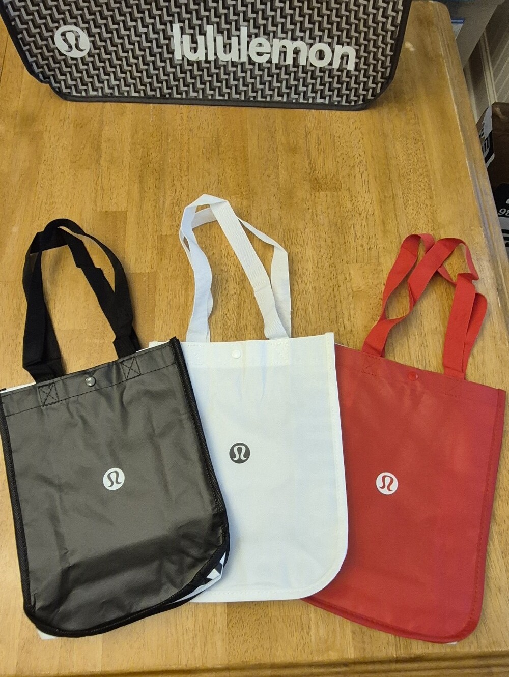 Lululemon Small Reusable Shopping Bag Set Of 3 - Black, White, Red GIFT bags